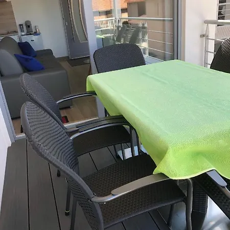 Apartment Sollaris 3p 1ere Etage A 11km D'europa-park Friesenheim